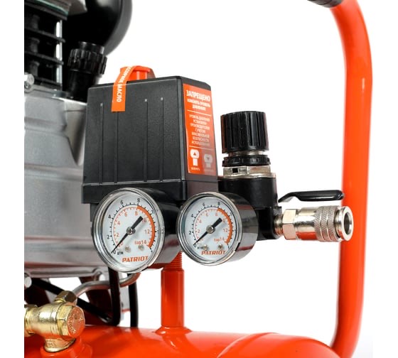 304ff1fd78f9ffa0084aae1f0a4ba0c4.jpg Компрессор Patriot поршневой масляный EURO 24-240, 240 л/мин, 8 бар, 1500 Вт, 24 л, быстросъемный 1/4" + "елочка"