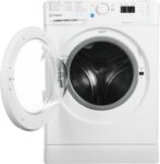 Стиральная машина Indesit BWSA 7109 WWV кл.:A фронт. макс.:7кг белый инвертор